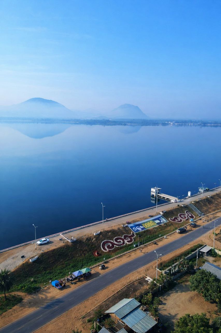 Ngwe Taung Dam